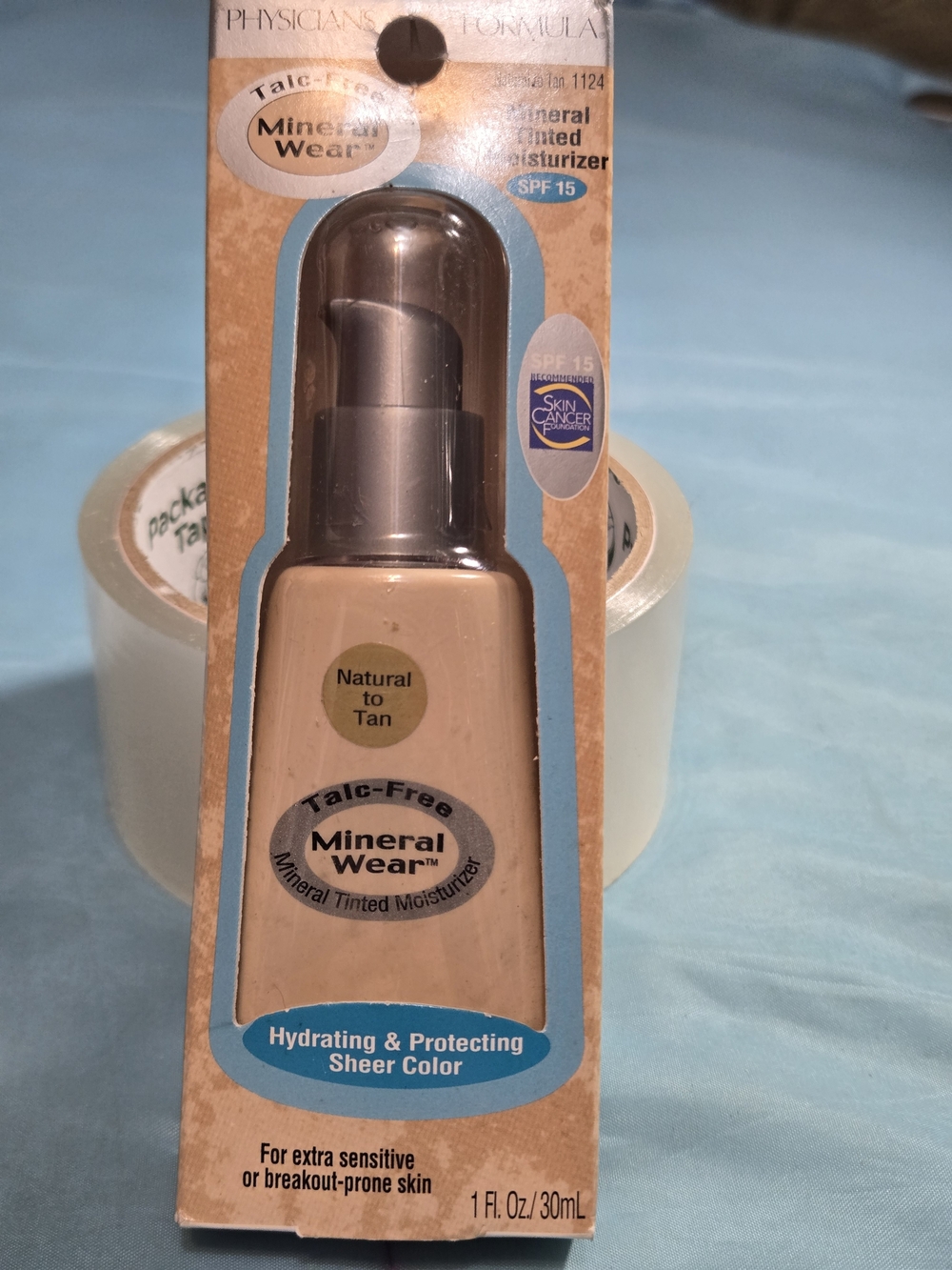 Physicians Formula Mineral Wear Hydrating Sheer Tint in Natural to Tan